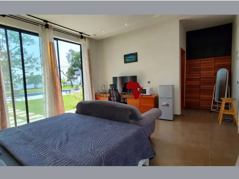 Chambre meublée