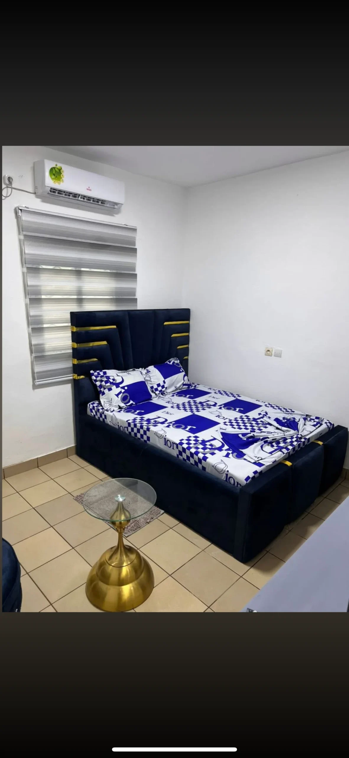 Chambre meublée
