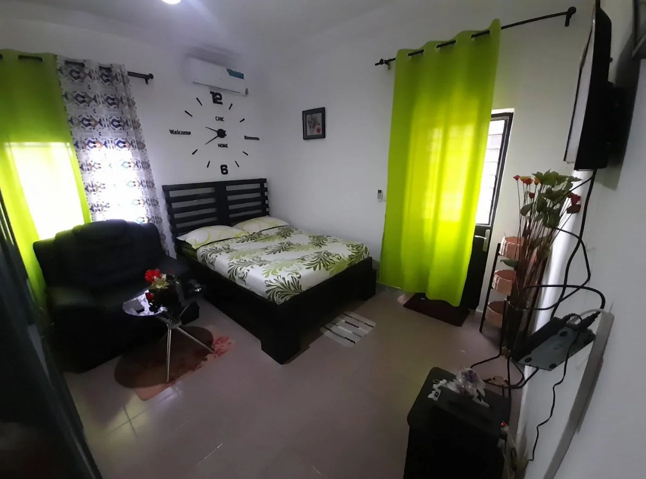 Chambre meublée