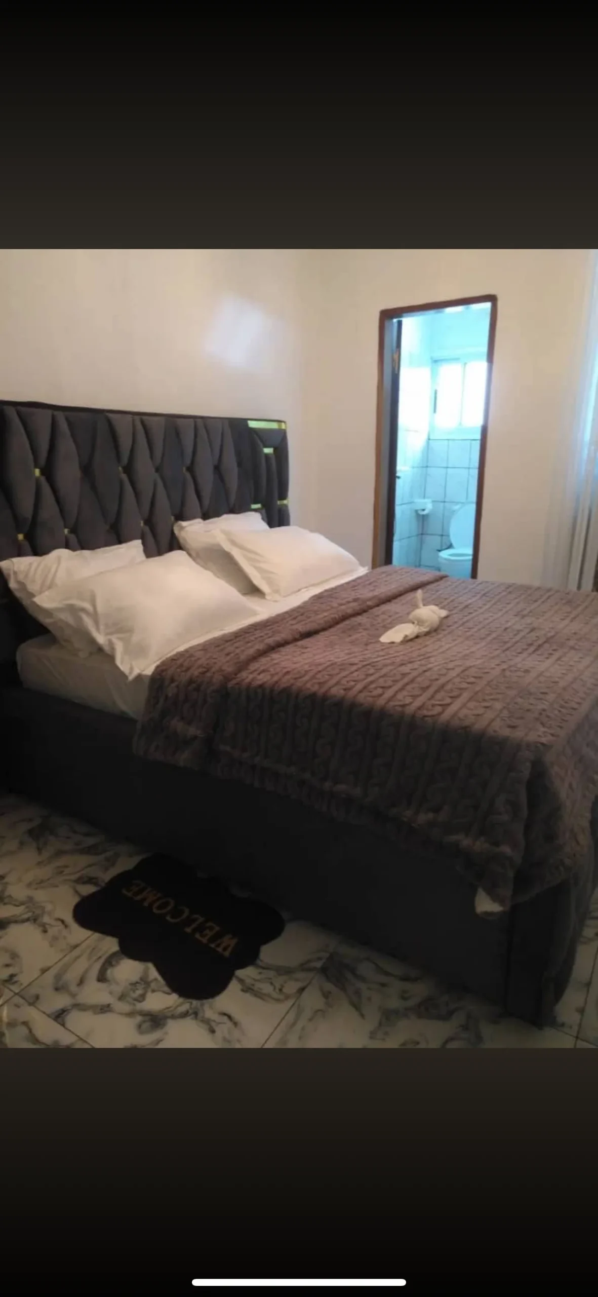 Chambre meublée