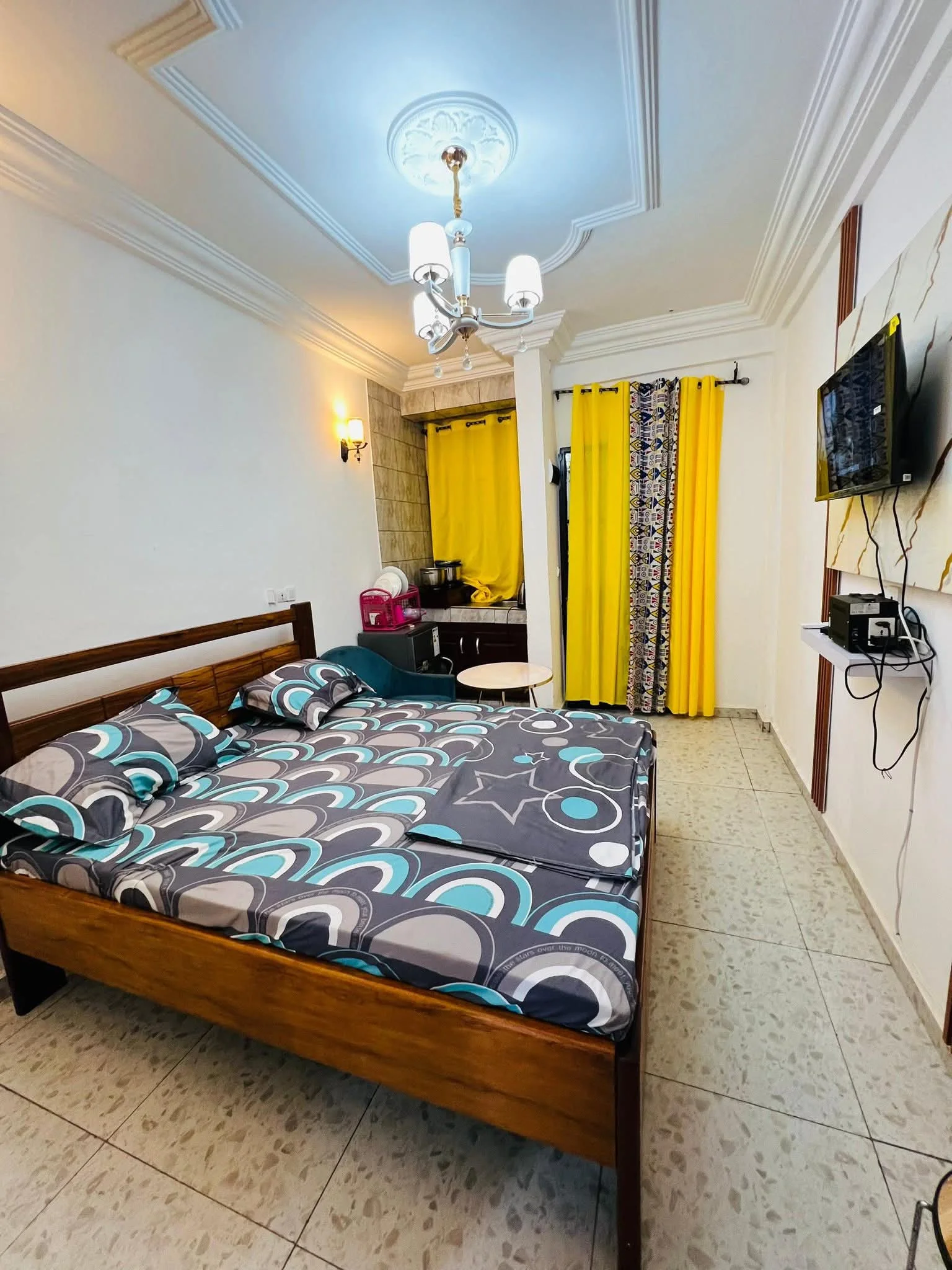 Chambre meublé