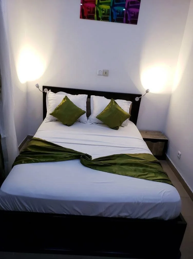 Chambre meublée