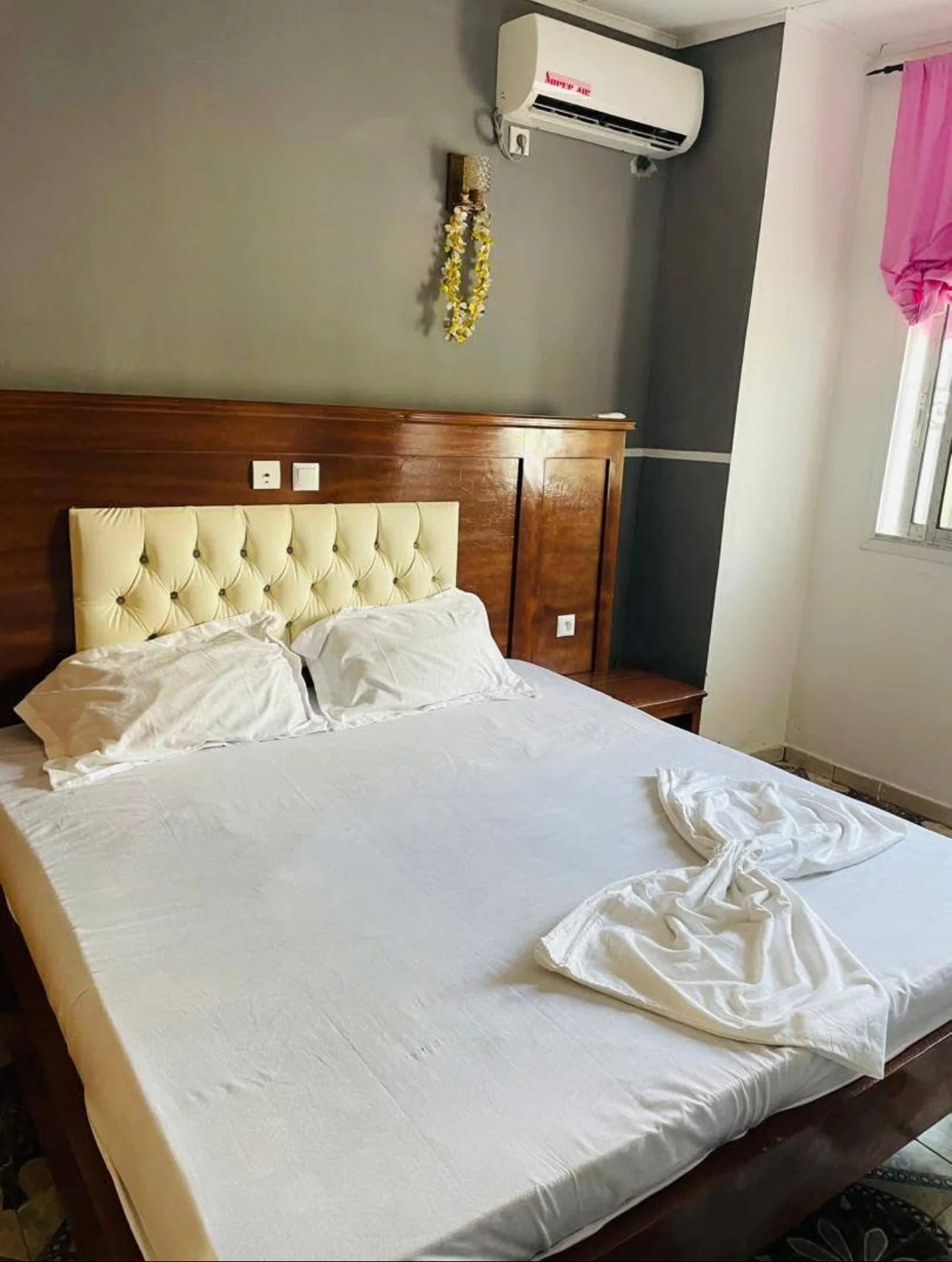 Chambre meublée