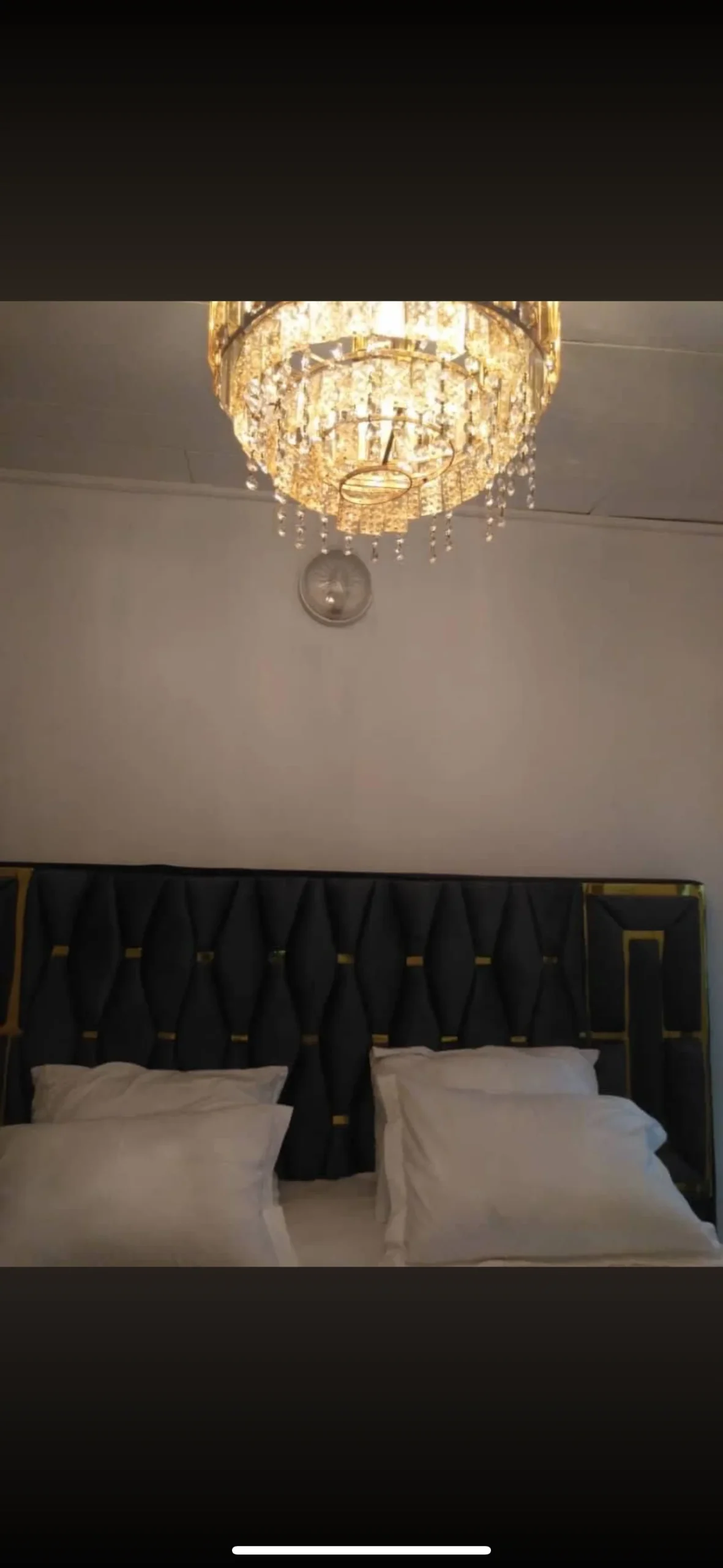 Chambre meublée