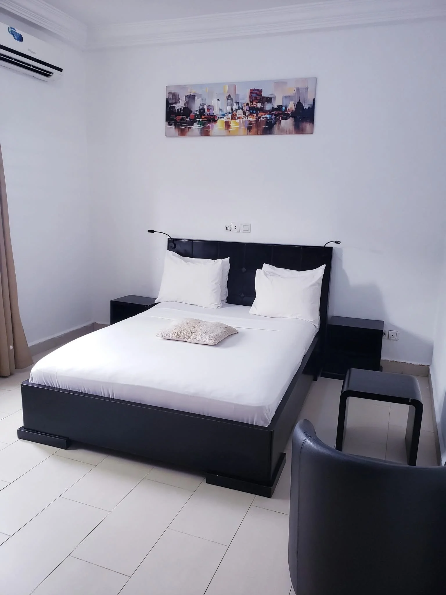 Chambre meublée